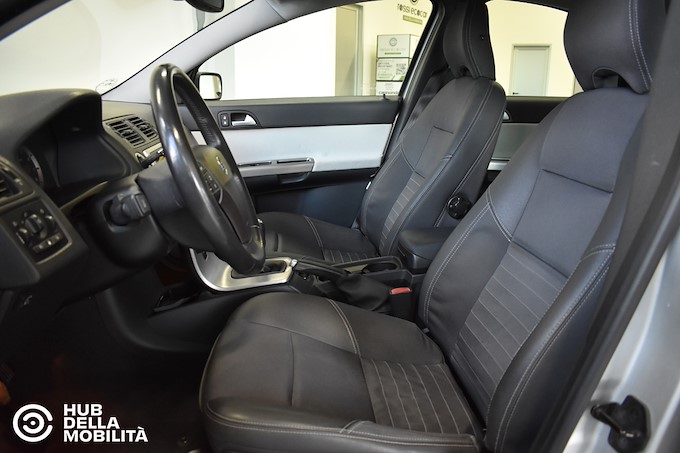 VOLVO S40 2.4i 20V cat Kinetic